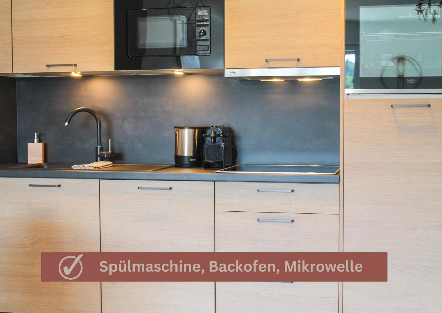 African-Style Apartment - Stadtnah, Parkplatz, E-Ladestation Fuer Auto & Fahrraeder, Gitterbox Fuer Fahrraeder, Fitnessstudio Κόμπλεντς Εξωτερικό φωτογραφία