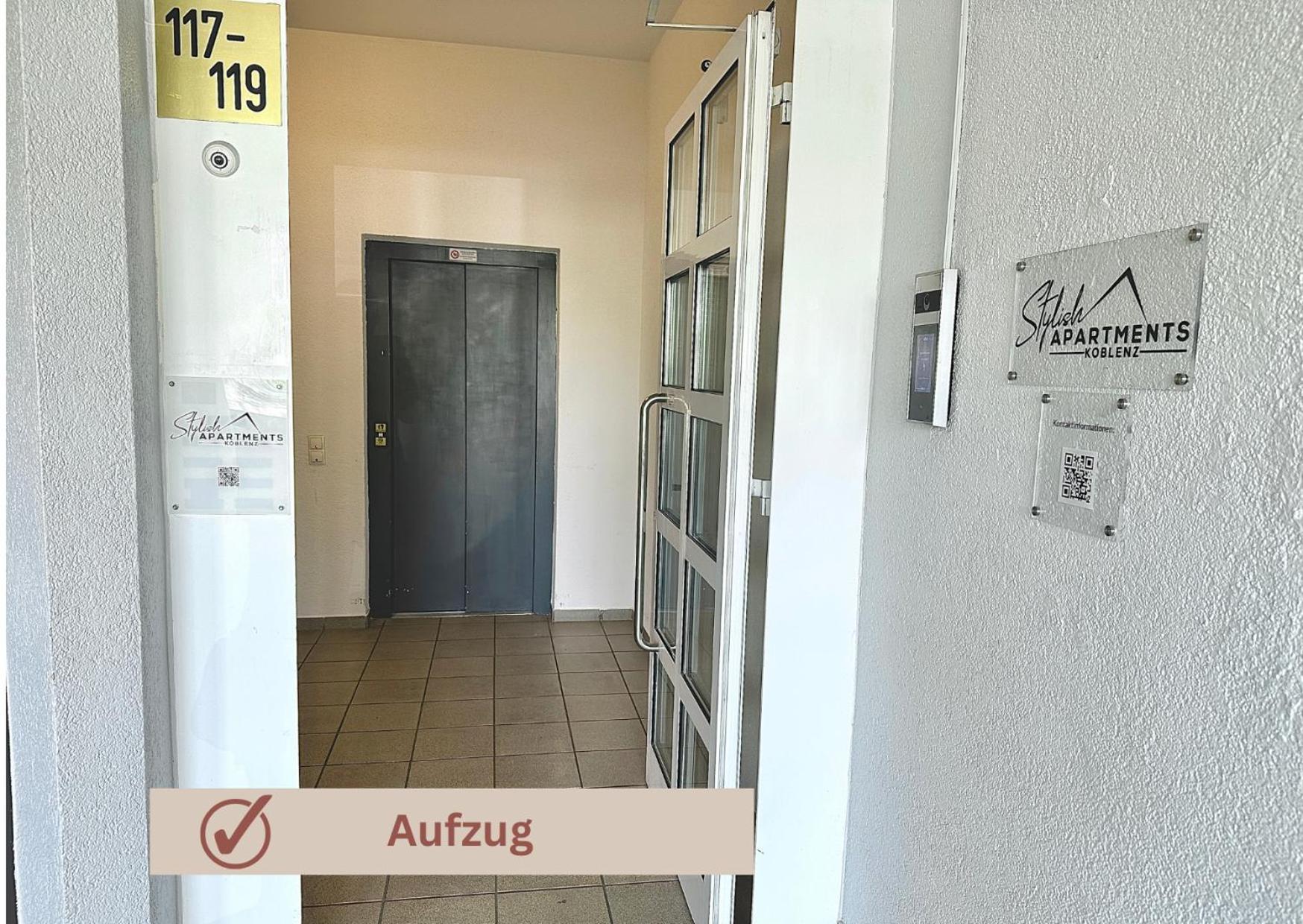African-Style Apartment - Stadtnah, Parkplatz, E-Ladestation Fuer Auto & Fahrraeder, Gitterbox Fuer Fahrraeder, Fitnessstudio Κόμπλεντς Εξωτερικό φωτογραφία